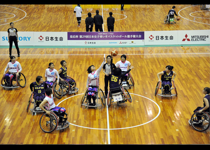 皇后杯第29回日本女子車いすバスケットボール選手権大会　　　　写真／八木敏久