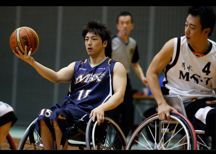 車椅子バスケットボール全国選抜大会　　　　写真／竹見脩吾