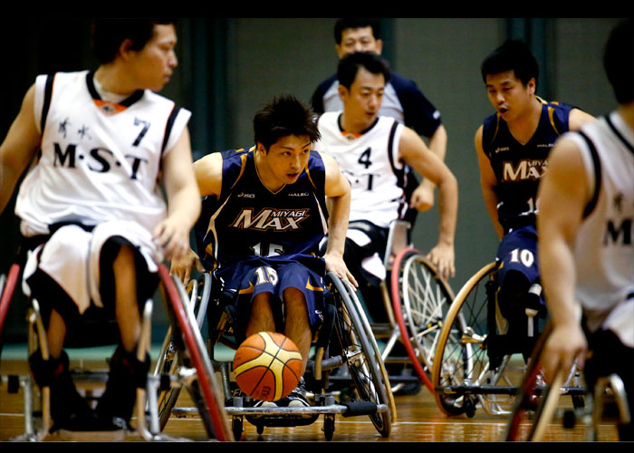 車椅子バスケットボール全国選抜大会　　　　写真／竹見脩吾