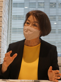 写真：伊藤数子（「挑戦者たち」編集長）