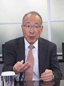 写真：田中晃