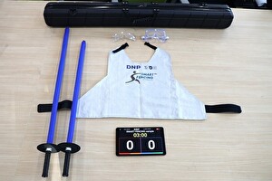 写真：スマートフェンシングの用具
