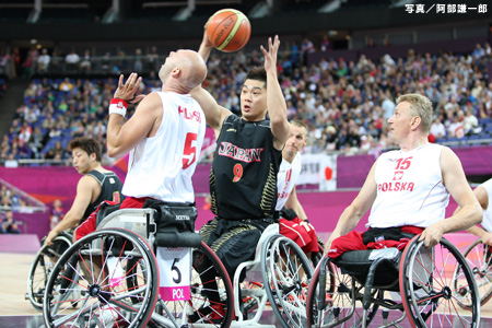 写真：ロンドン2012パラリンピック　車椅子バスケットボール予選リーグ初戦　日本対ポーランド戦　阿部謙一郎撮影