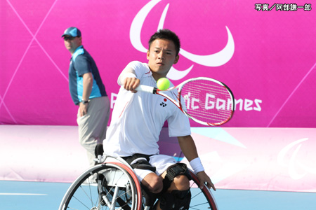 写真：ロンドン2012パラリンピック　車いすテニス　眞田卓　阿部謙一郎撮影